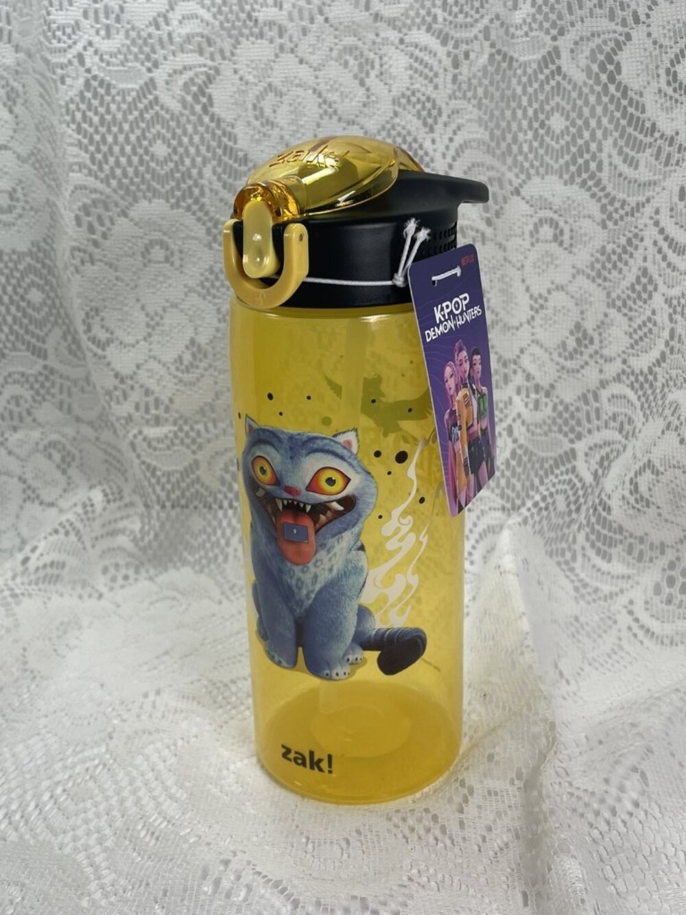 Zak Designs K-Pop Demon Hunters Derpy 25oz Plastic Bottle Dishwasher Safe Lock - Picture 2 of 6